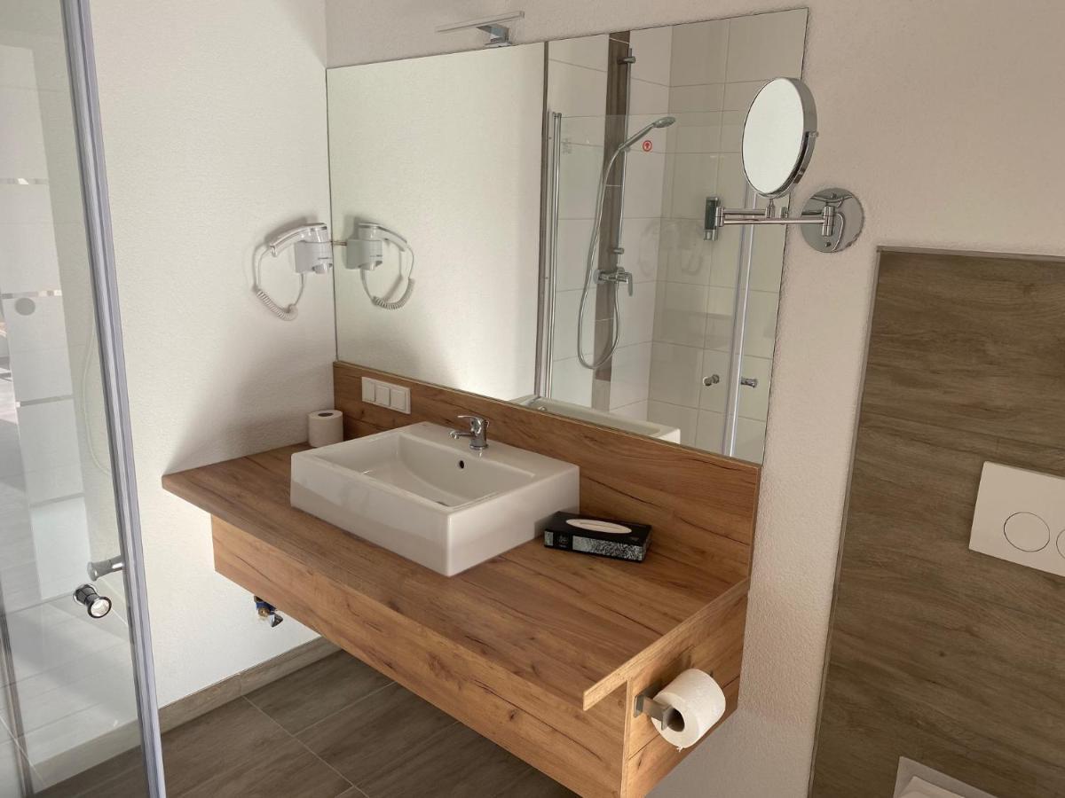Apartmenthaus Krone Wohnen Mit Herz Bexbach Exterior foto